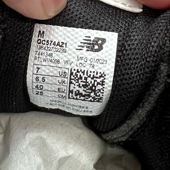 New Balance Zebra Print Sneakers - Picture 13 of 15